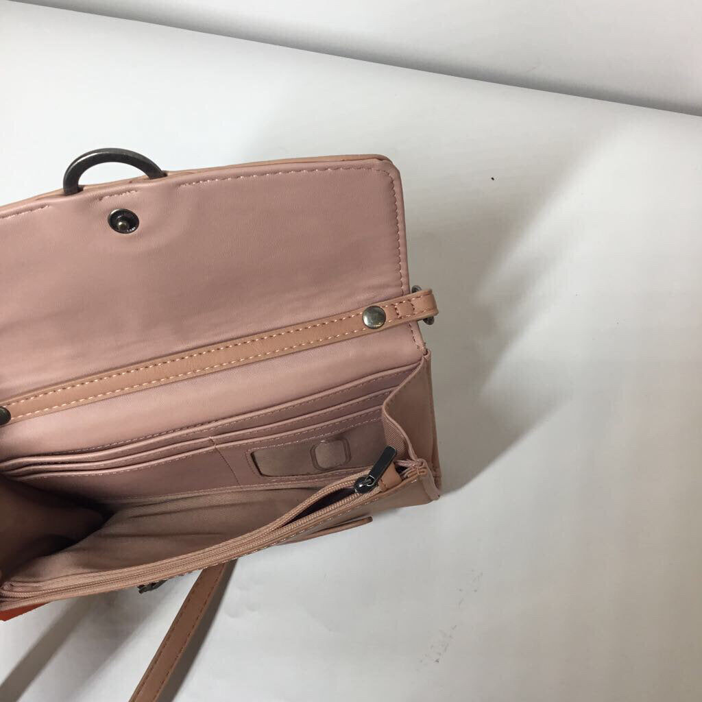 Universal Thread Purses Tan