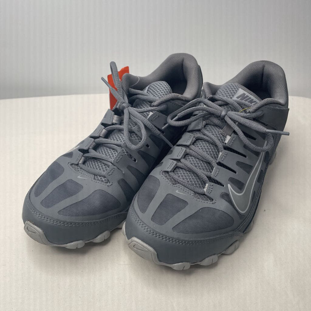 Nike Shoes M 9.5 Gray