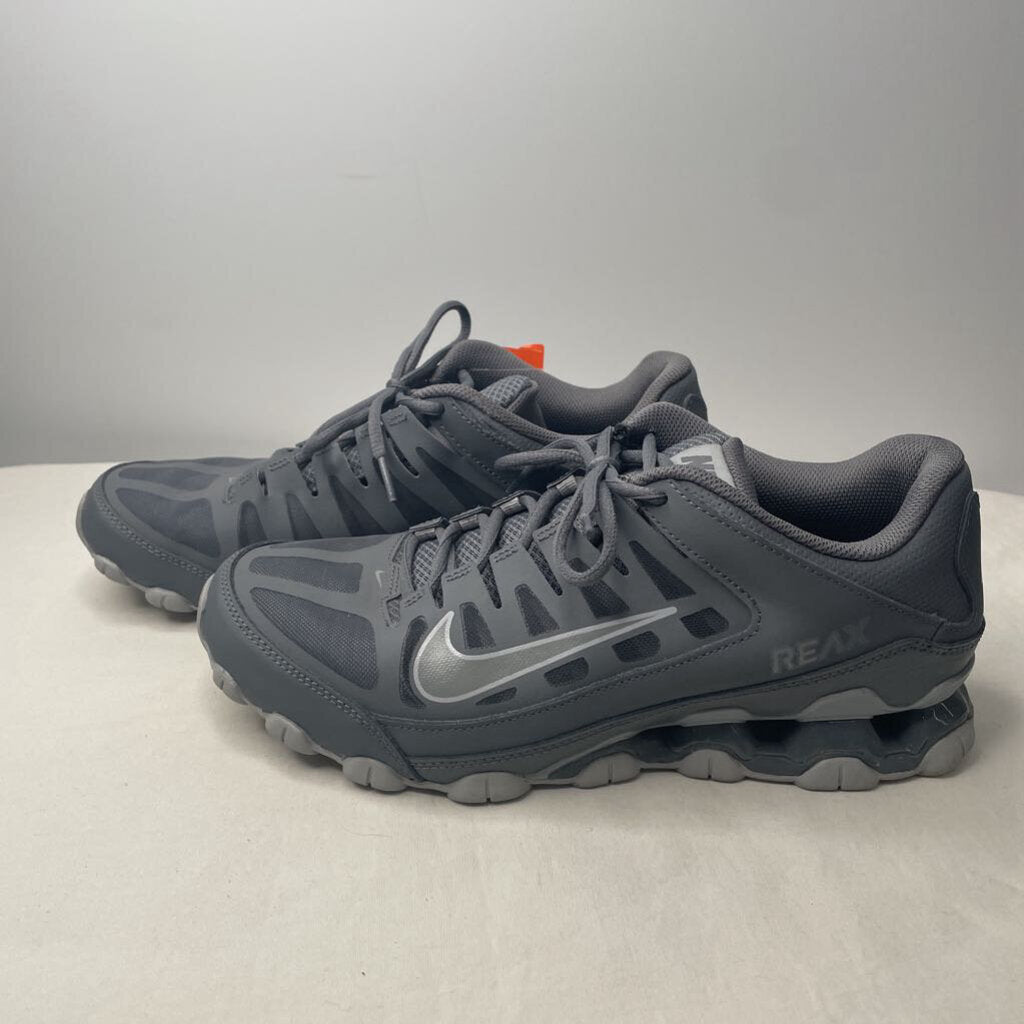Nike Shoes M 9.5 Gray