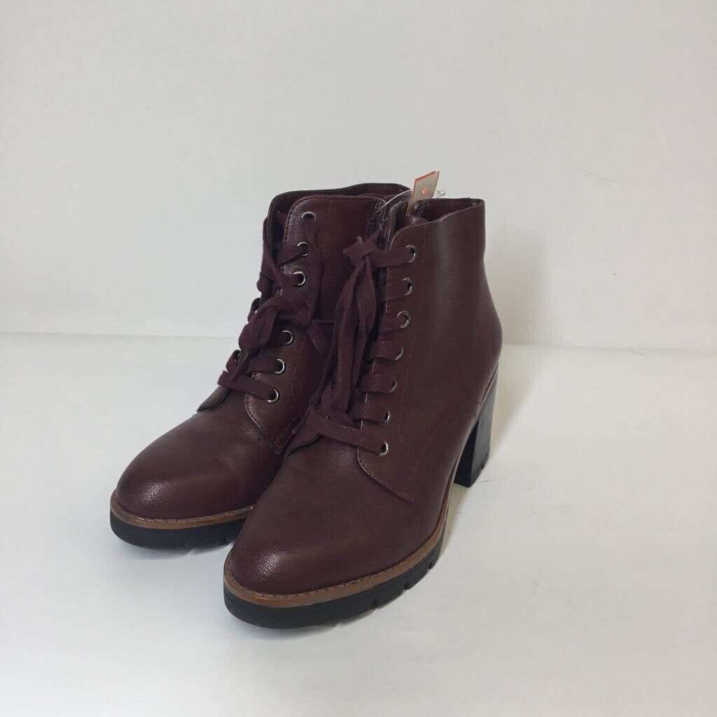 Naturalizer Boots 8 Maroon