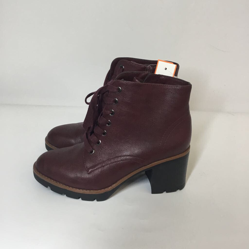 Naturalizer Boots 8 Maroon