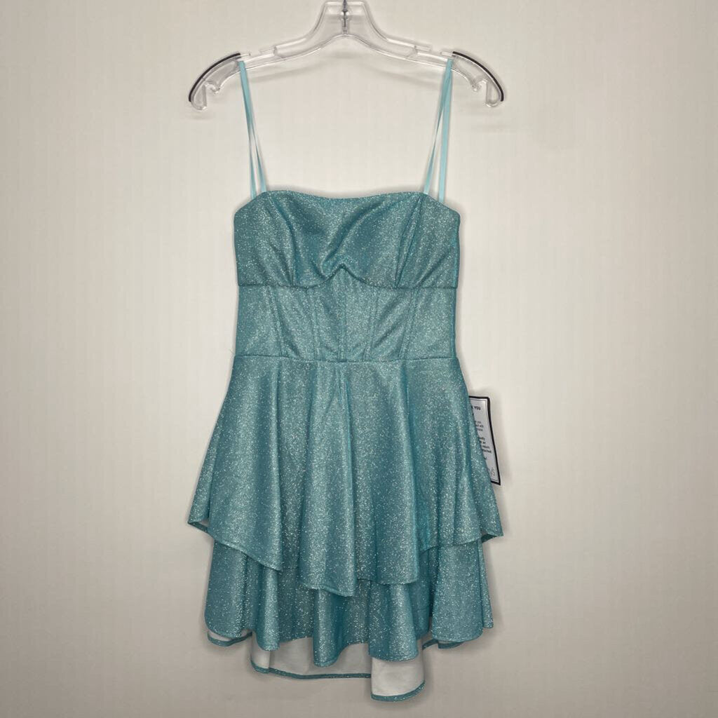 B. Darlin Homecoming Dress S Light Blue