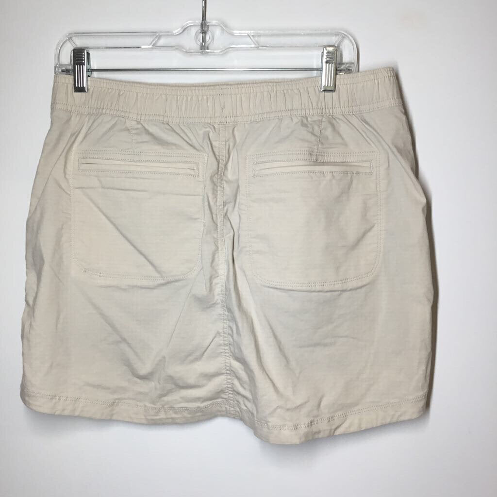 Title Nine Athletic Bottoms M Cream