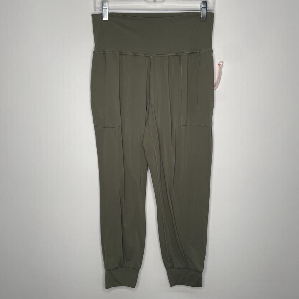 Athleta Athletic Bottoms M Sage