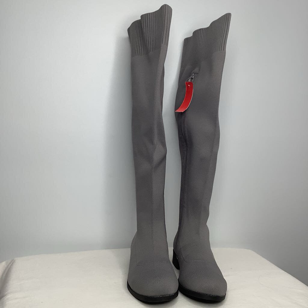 Torrid Boots 11 Gray