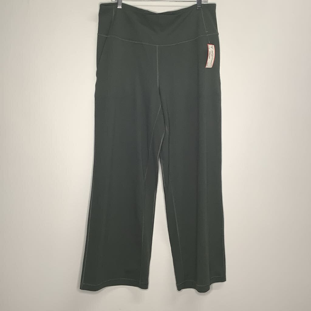 Lululemon Athletic Bottoms 16/XL Green