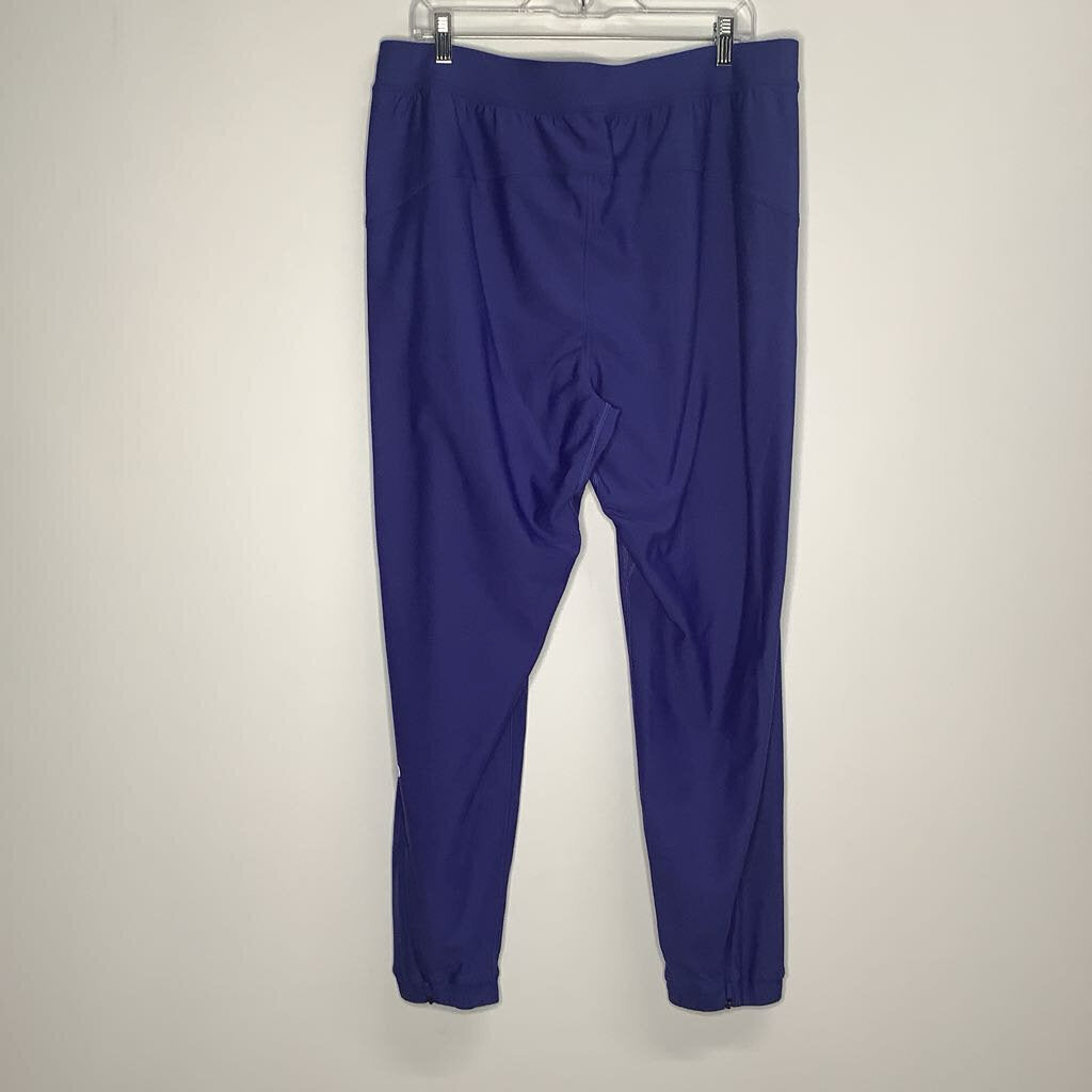 Lululemon Athletic Bottoms 14/XL Blue