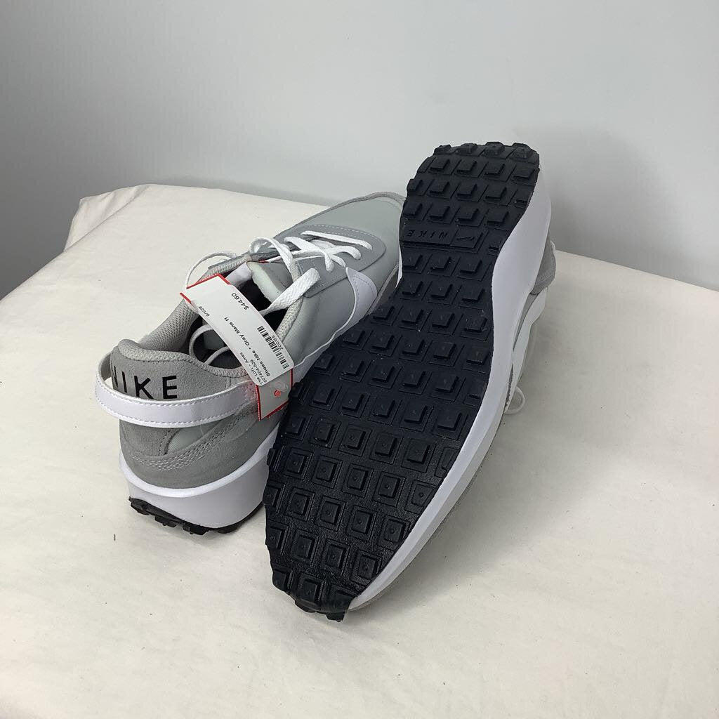 Nike Shoes Mens 11 Gray