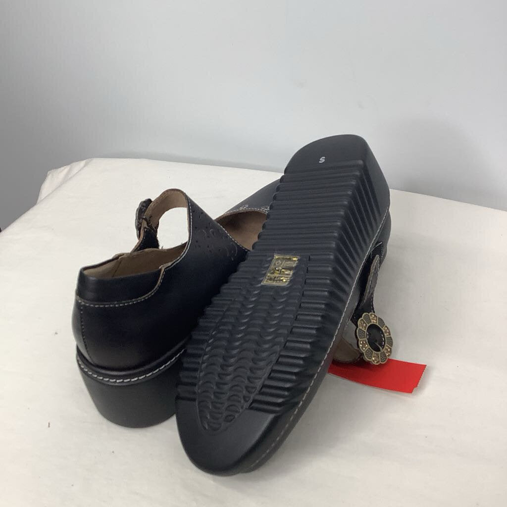 L'artiste Shoes 8/8.5 Black