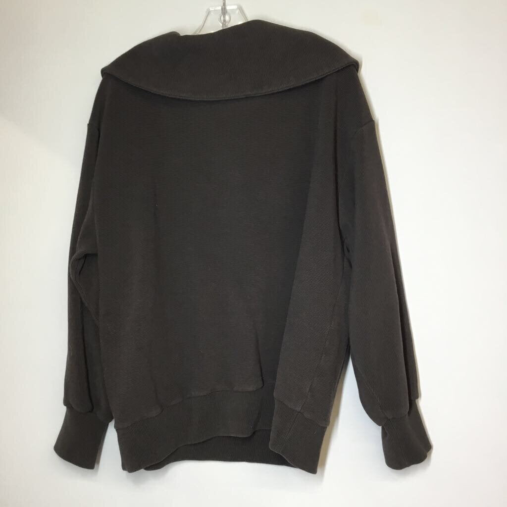 Athleta Athletic Tops L Brown