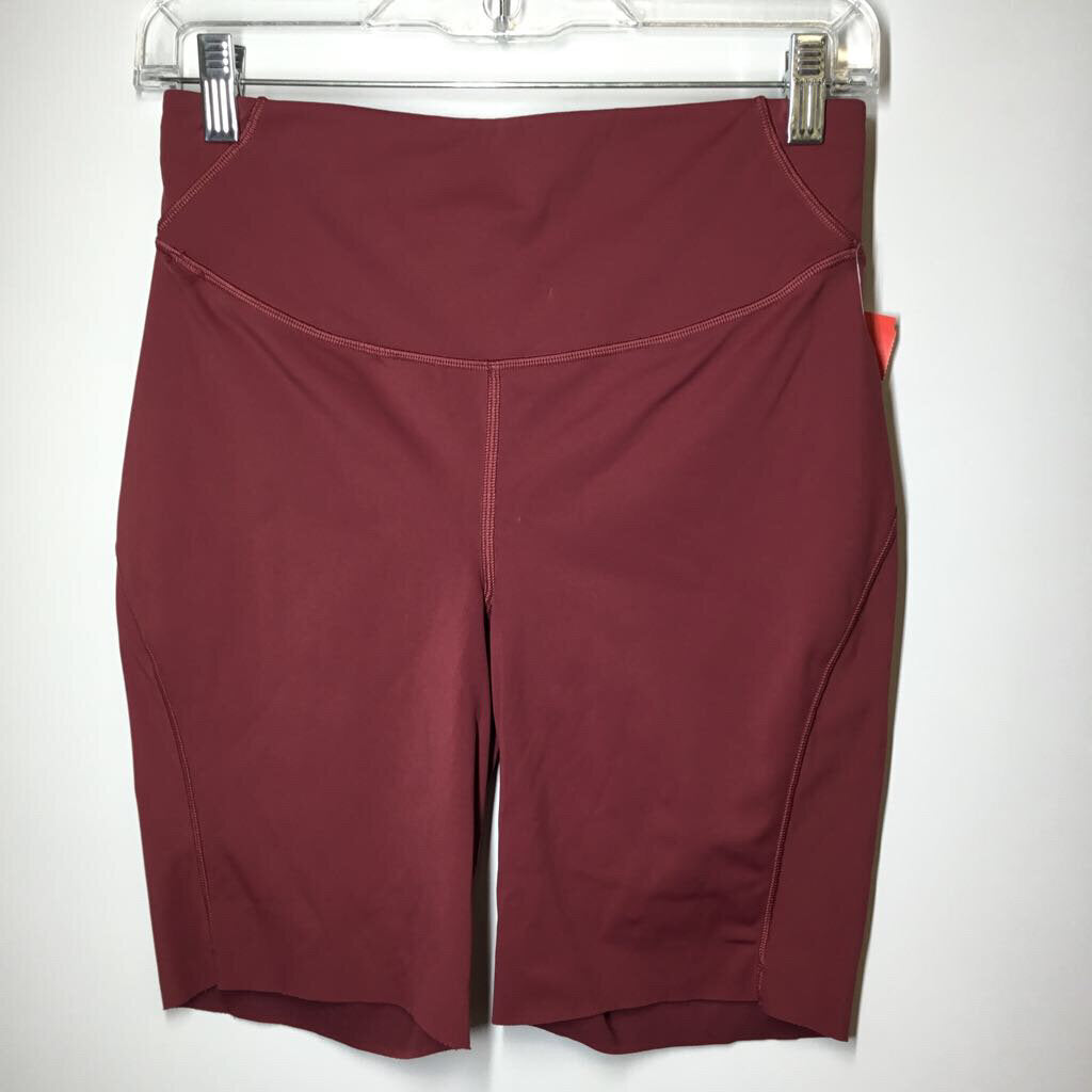 Lululemon Athletic Bottoms 8/M Red