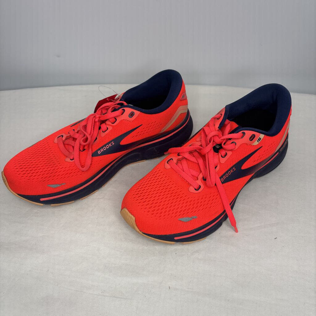 Brooks Shoes 8.5 Coral/Navy
