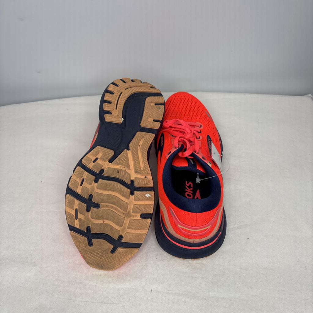 Brooks Shoes 8.5 Coral/Navy