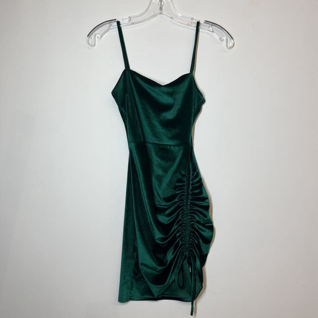 Windsor Homecoming Dress S Green