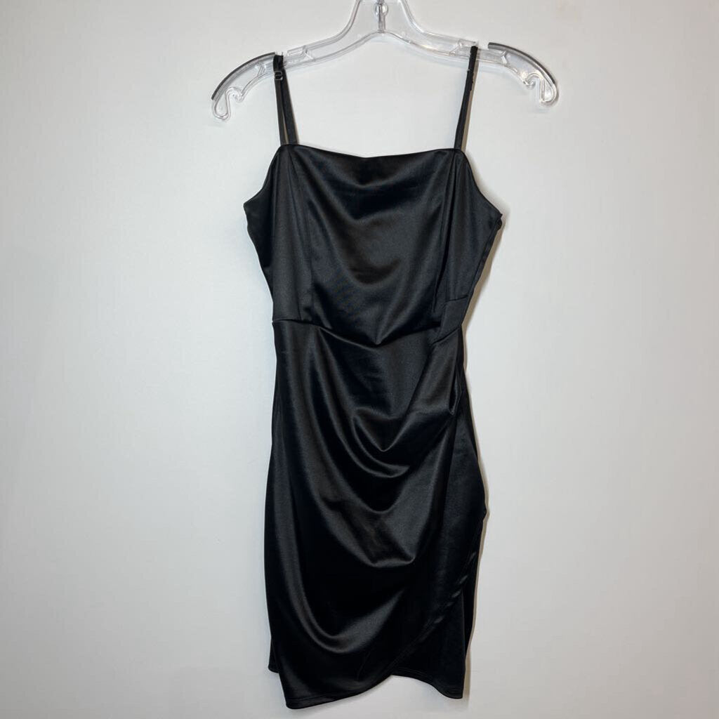 Honey and Rosie Homecoming Dress M Black