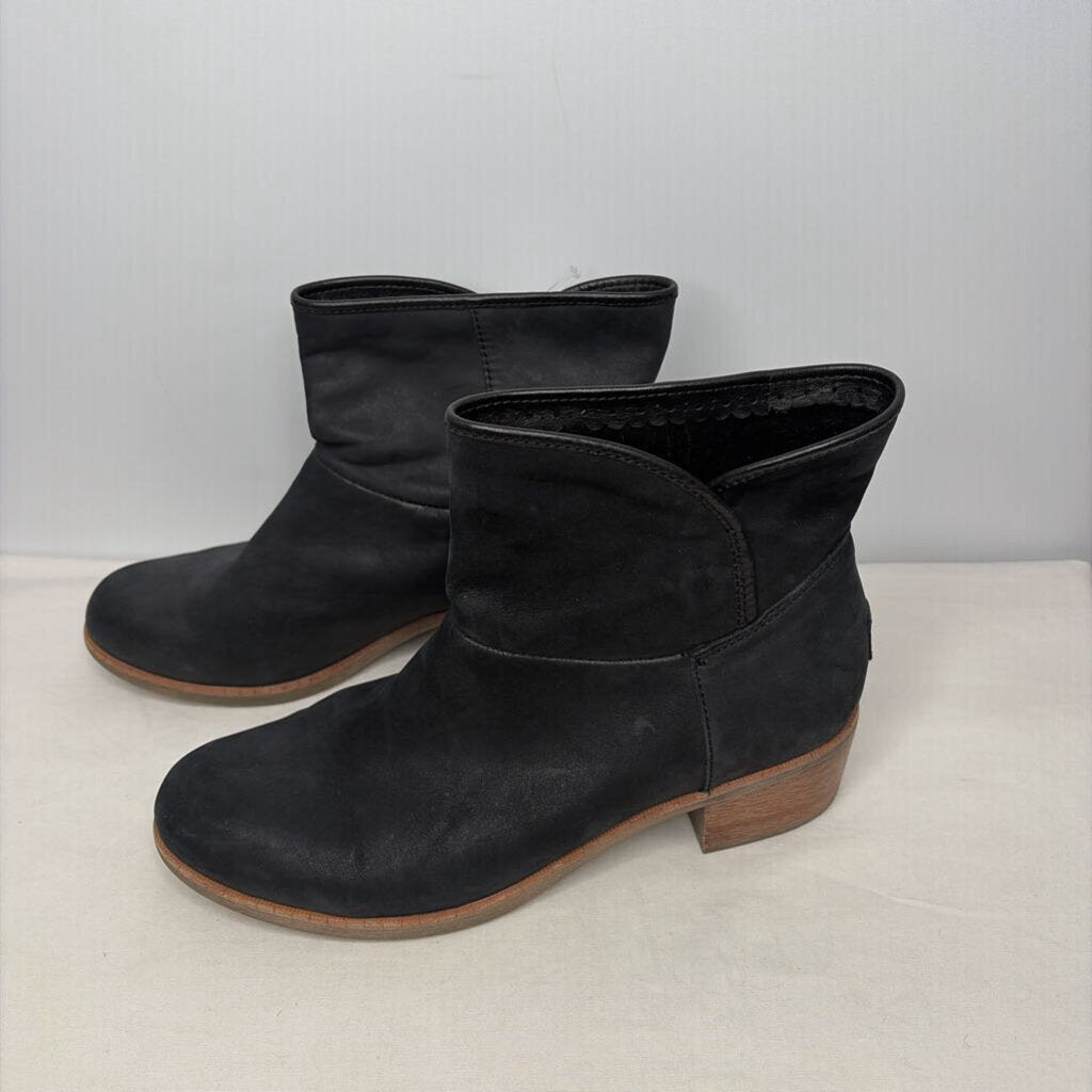 Ugg Boots 9.5 Black/Brown