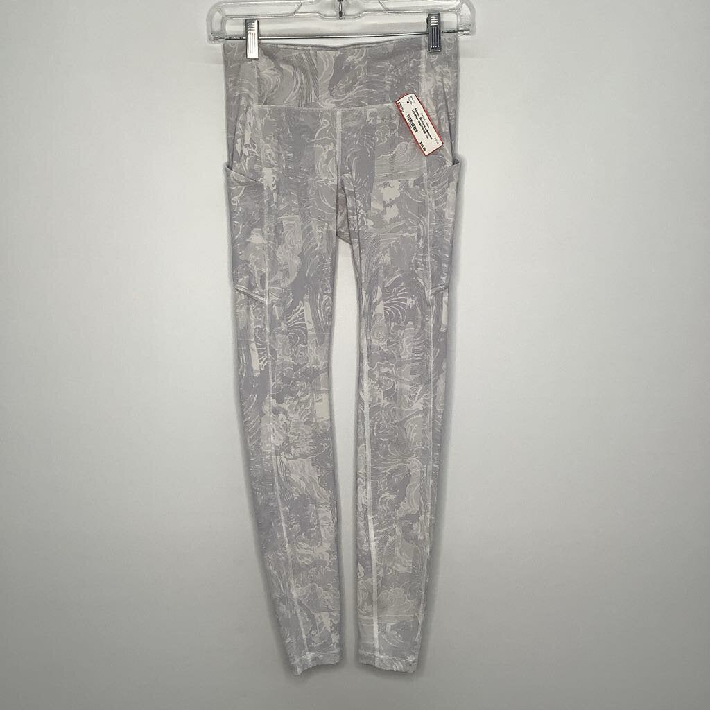 Lululemon Athletic Bottoms 4/S Gray/White