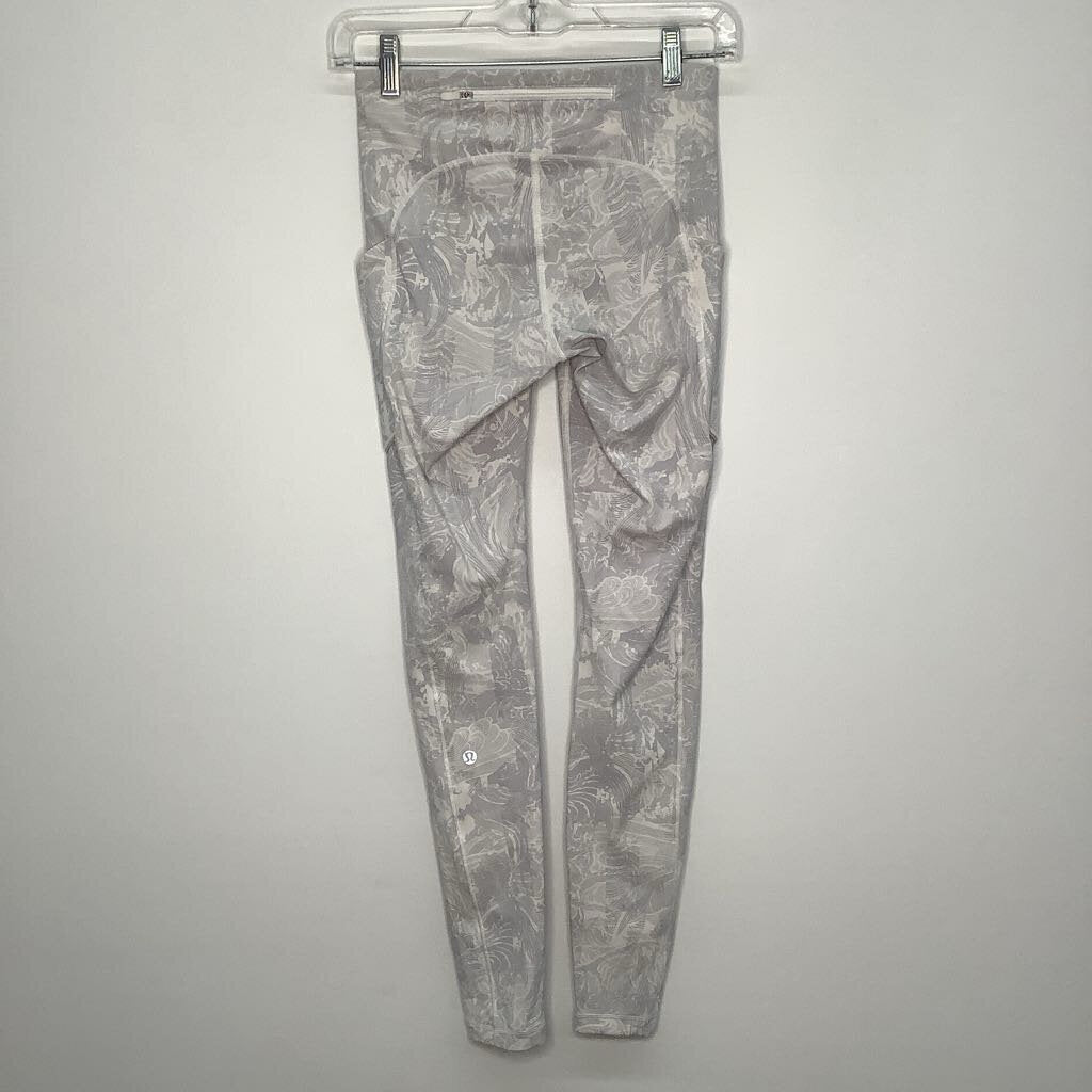 Lululemon Athletic Bottoms 4/S Gray/White