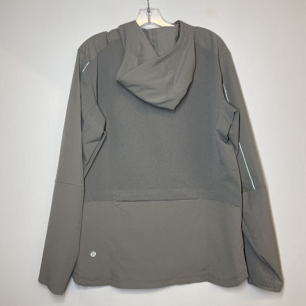 Athletic Tops L Gray