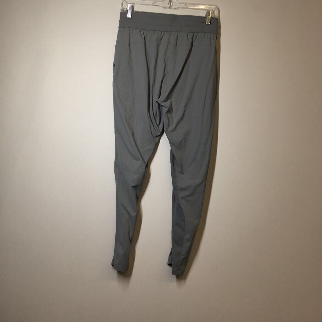 Lululemon Athletic Bottoms 6/S Grey