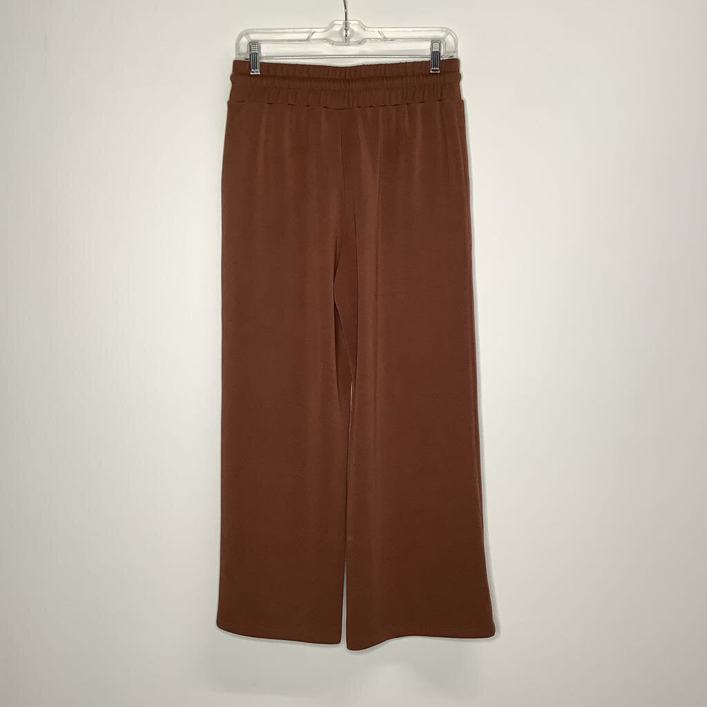 Outfit S Brown