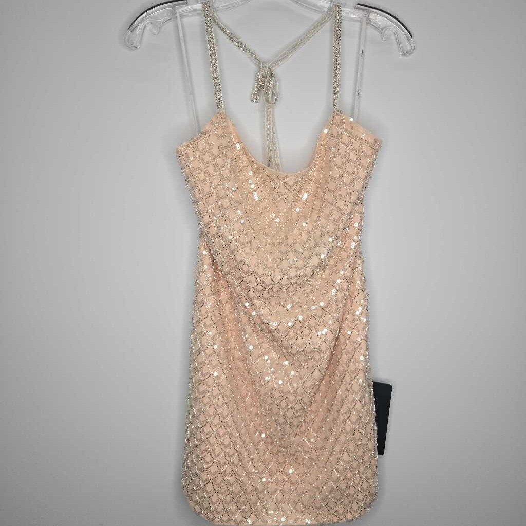 Lulus Formal Wear L Champagne/Sequins