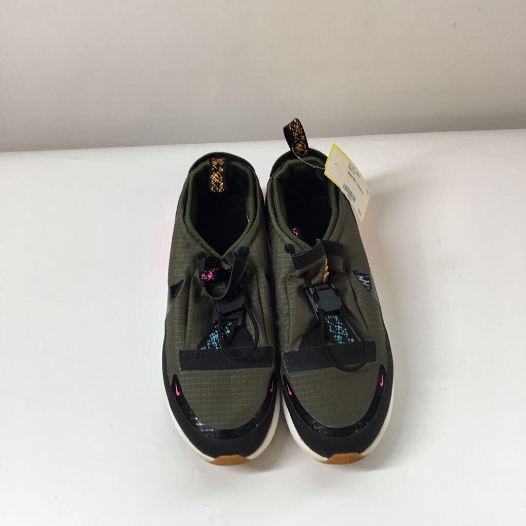Nike Shoes 8 Green/Pink