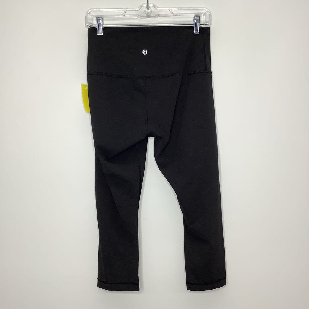 Lululemon Athletic Bottoms M/8 Black