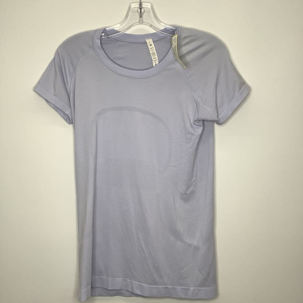 Lululemon Athletic Tops M(8) Light Blue