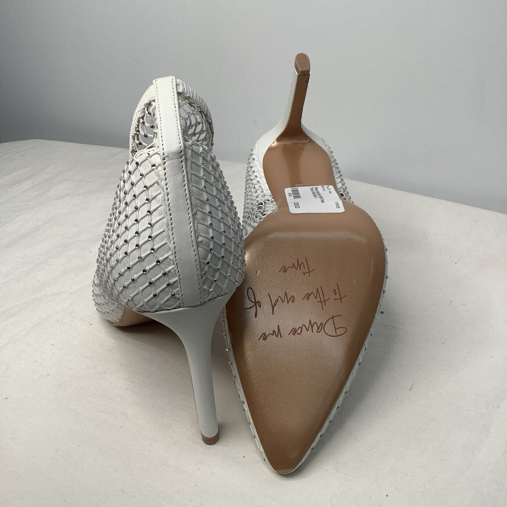 Naturalizer Shoes 9 White/Silver