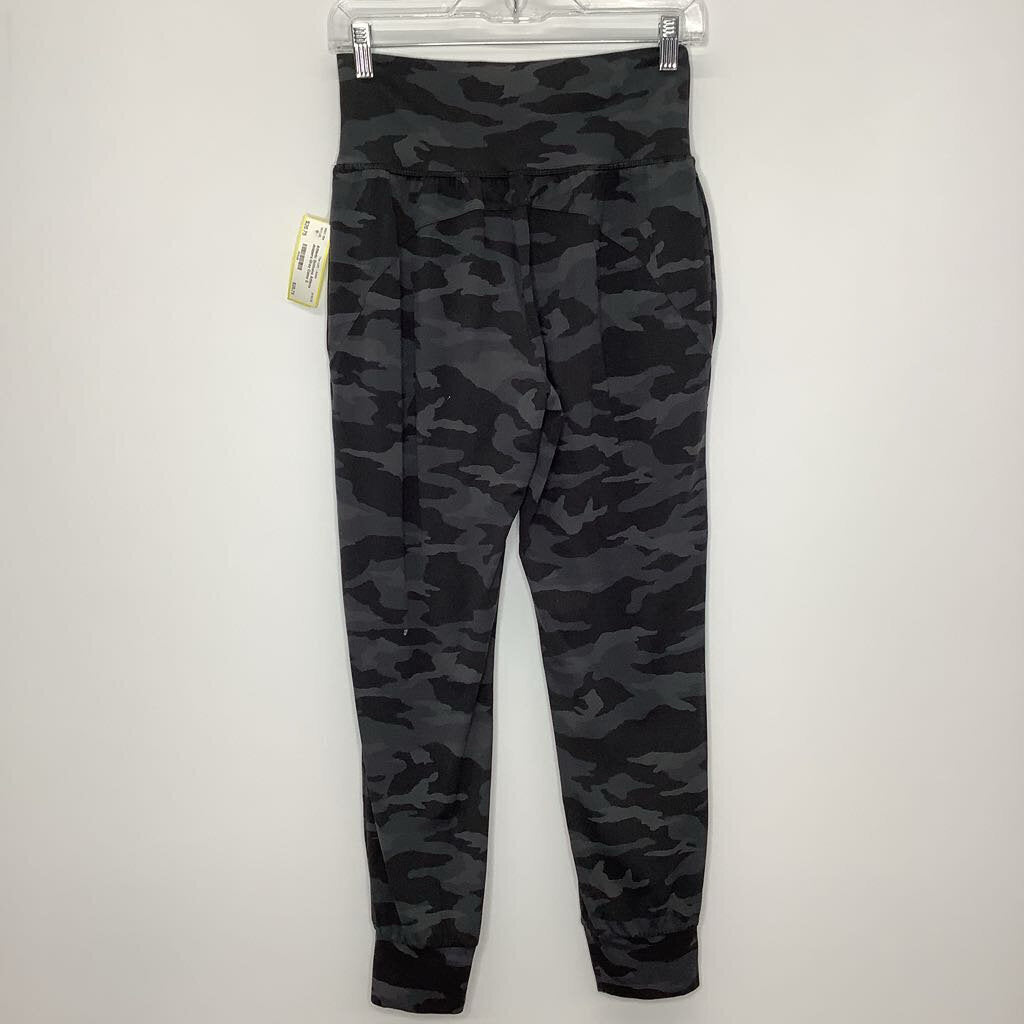 Athleta Athletic Bottoms S Gray Camo