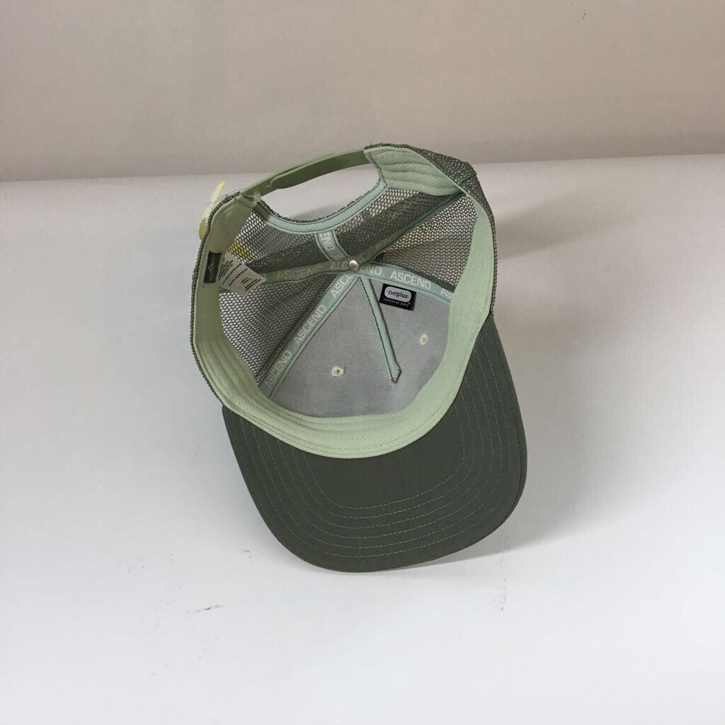 Ascend Accessories NWT Green/Cream