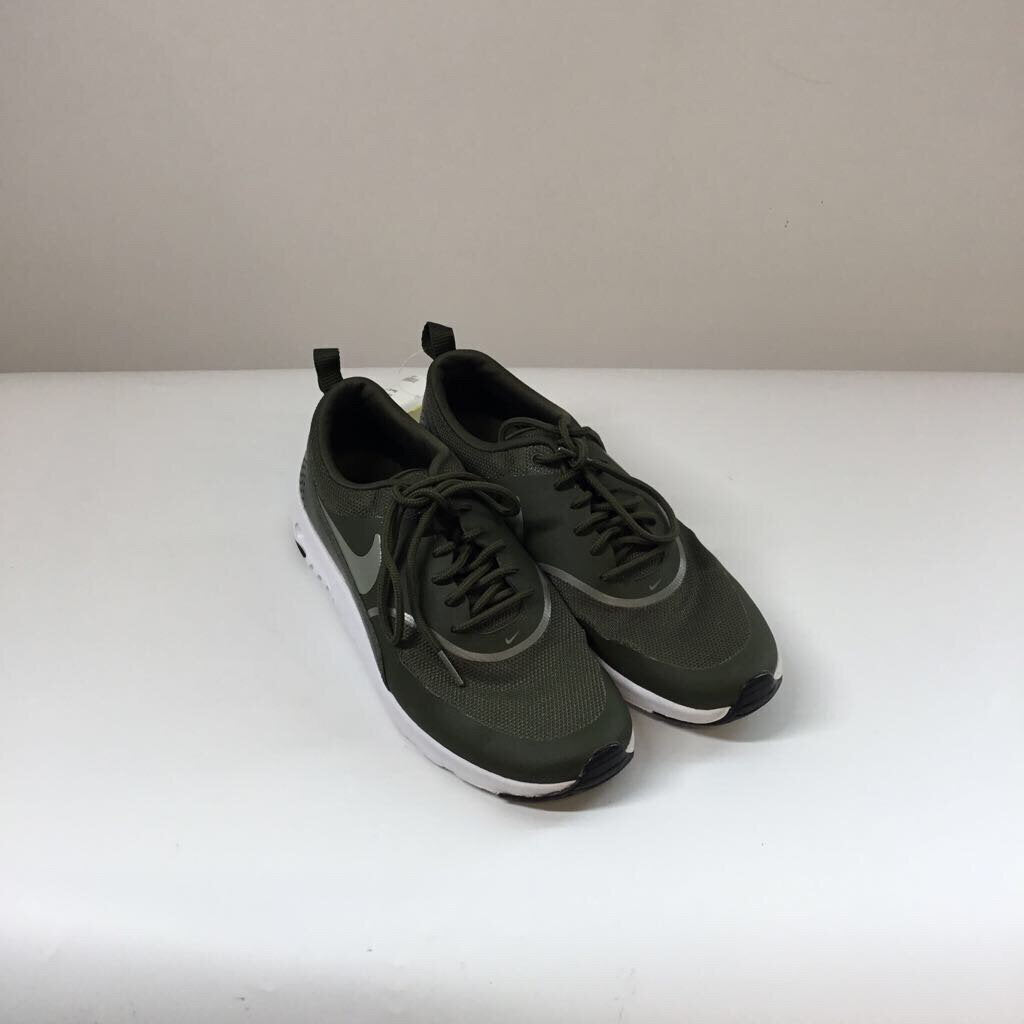Nike Shoes 9 Green