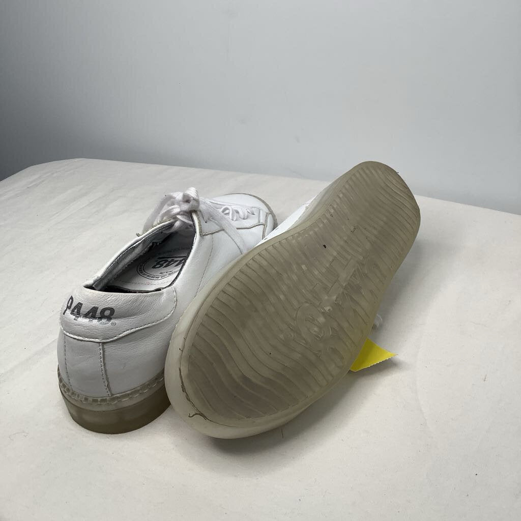 P448 Shoes 7.5 White/silver