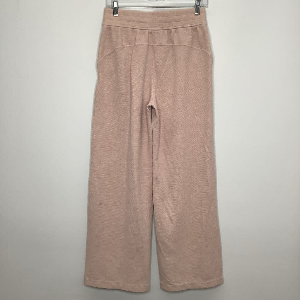 Lululemon Athletic Tops XS/S Blush