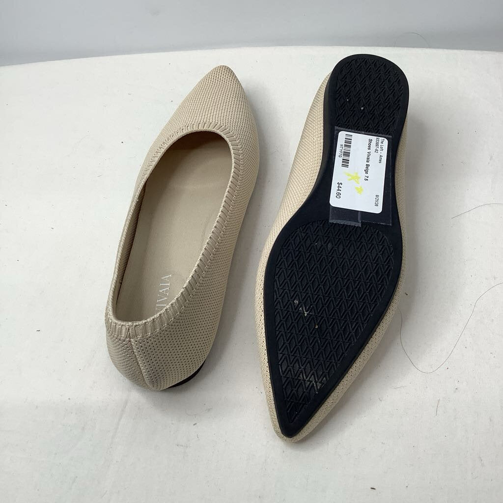 Shoes 7.5 Beige