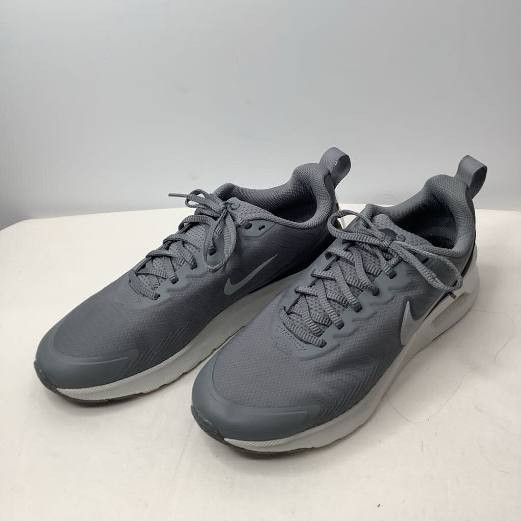 Nike Shoes Men's 11 Gray/white