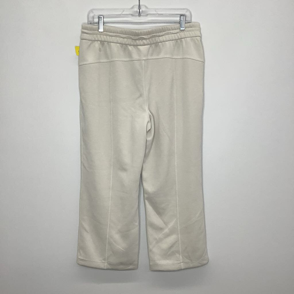 Lululemon Athletic Bottoms M(10) Cream
