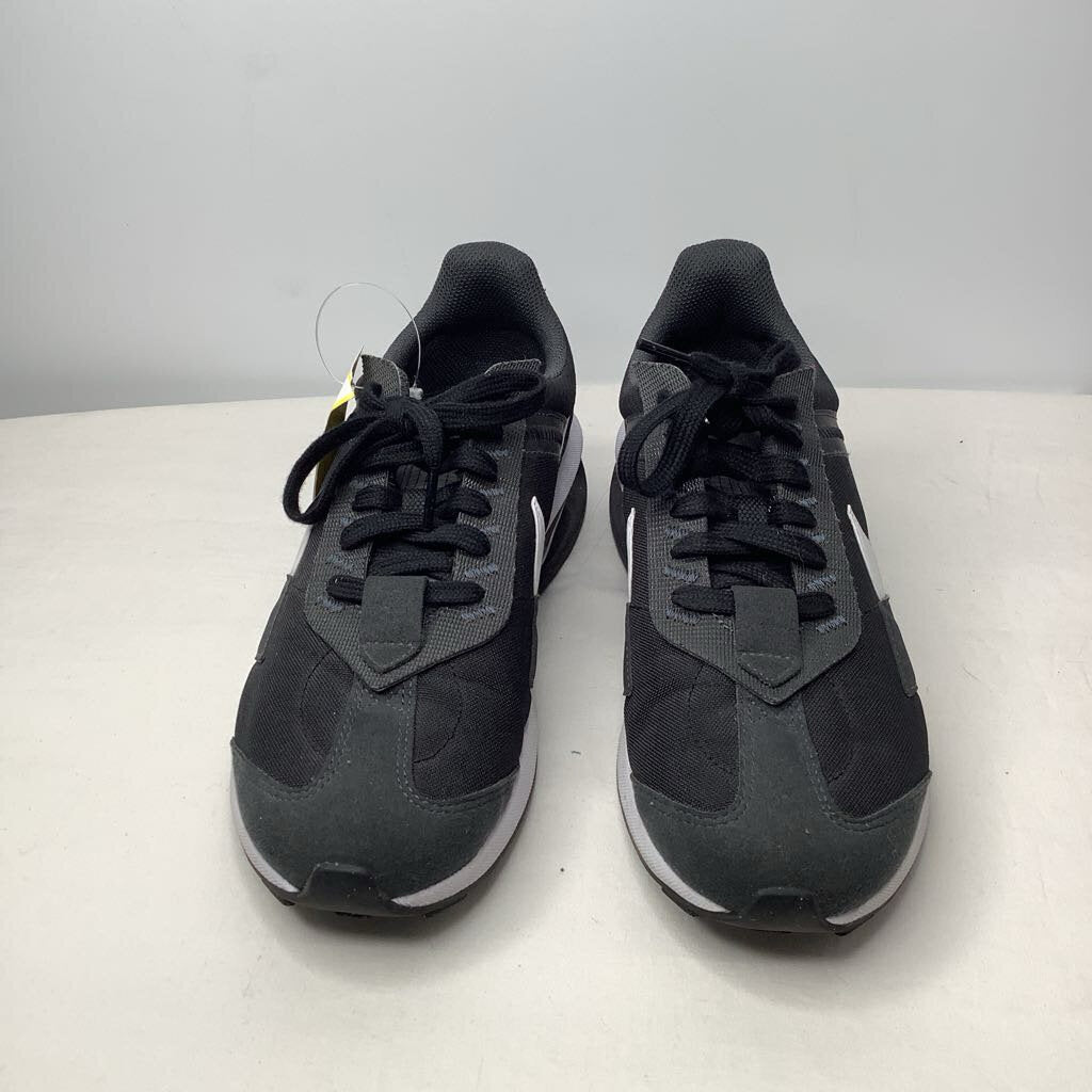 Nike Shoes 8.5 Black/white