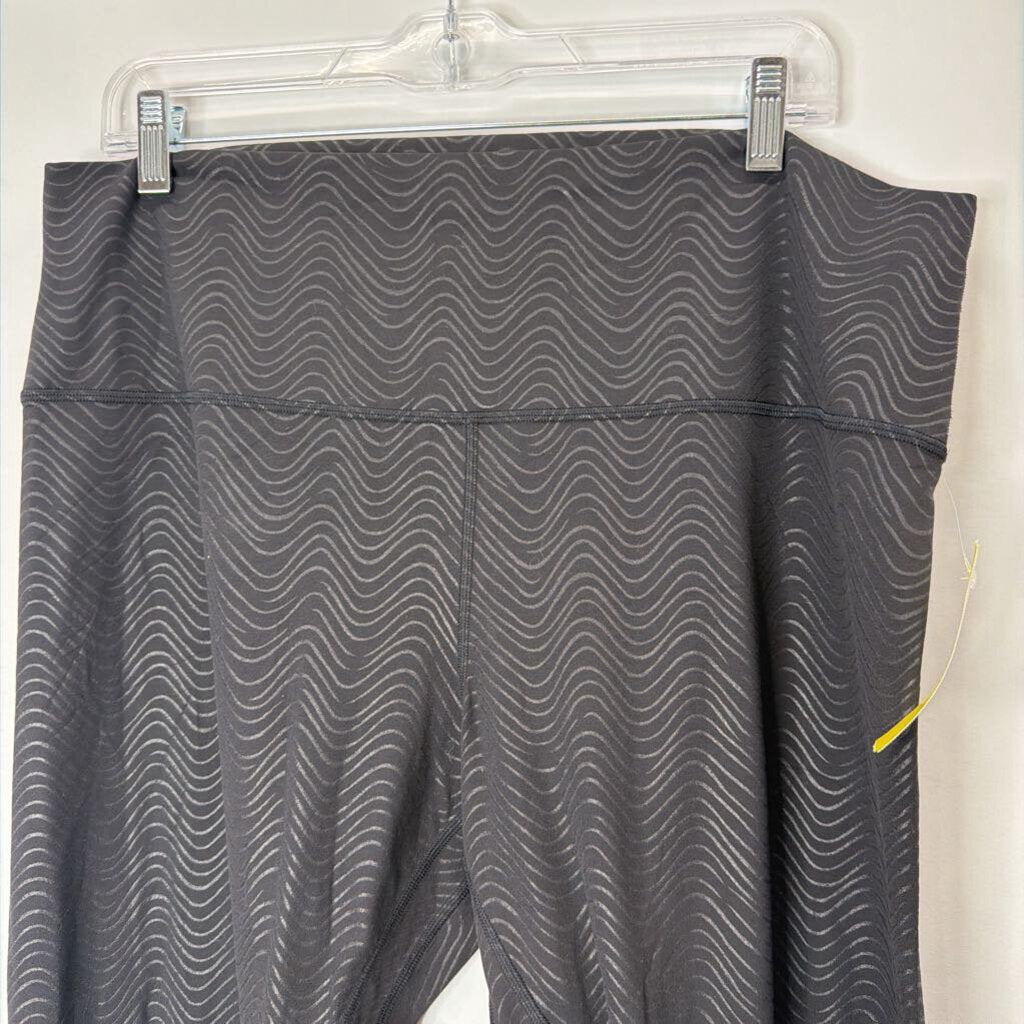 Lululemon Athletic Bottoms XL(18) Black