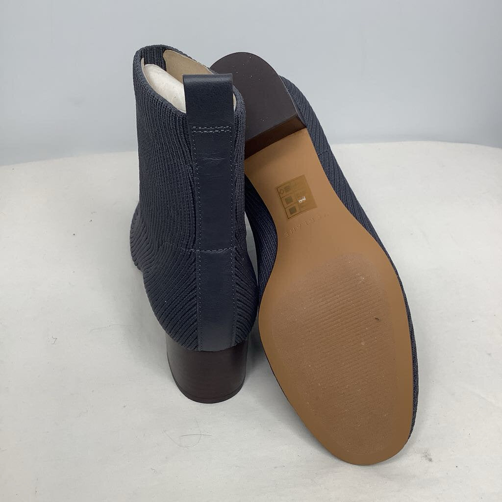 Everlane Clothing Boots 7.5 Charcoal Ribbed