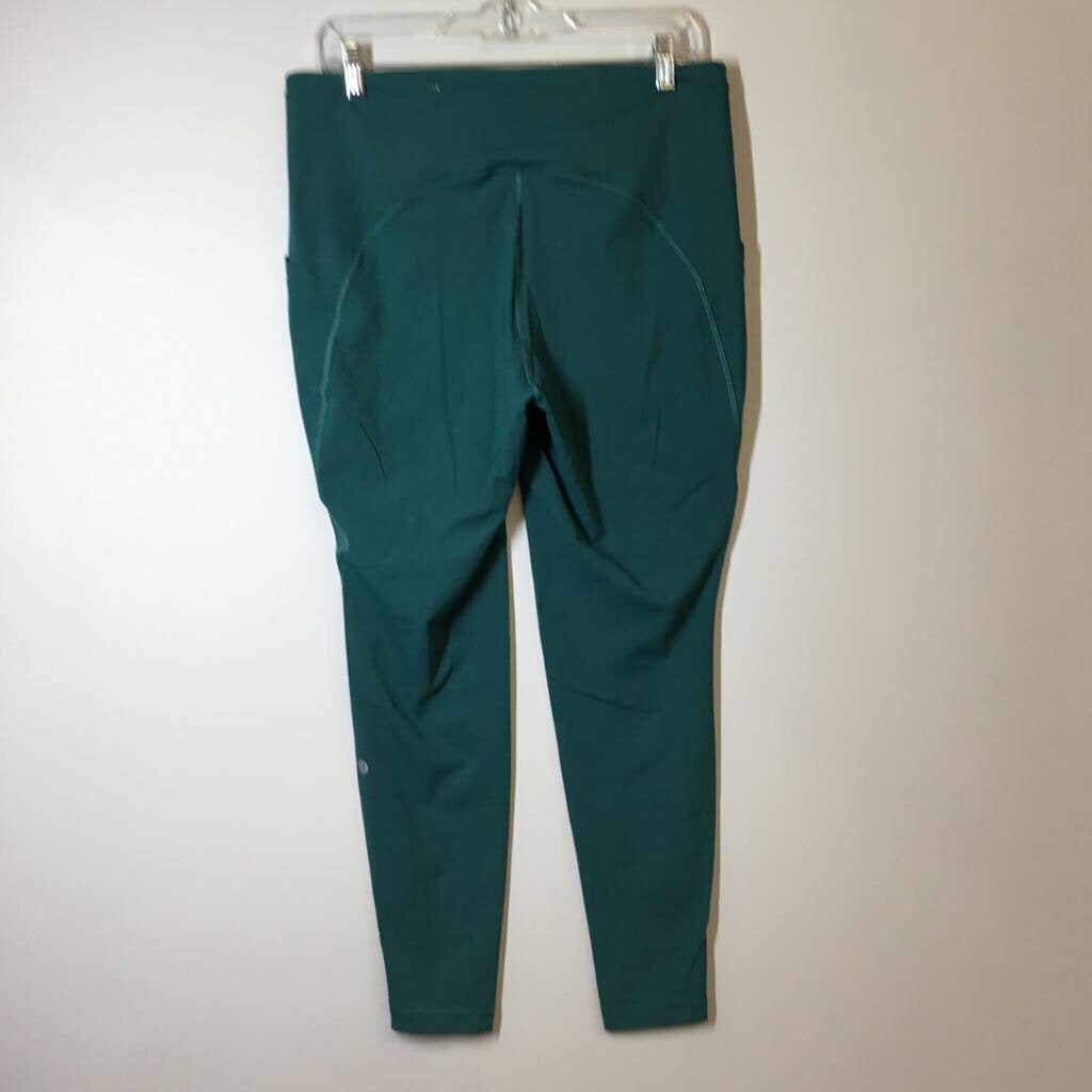 Lululemon Athletic Bottoms 12(L) Green