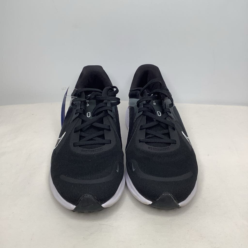 Nike Shoes 9.5 Black/white