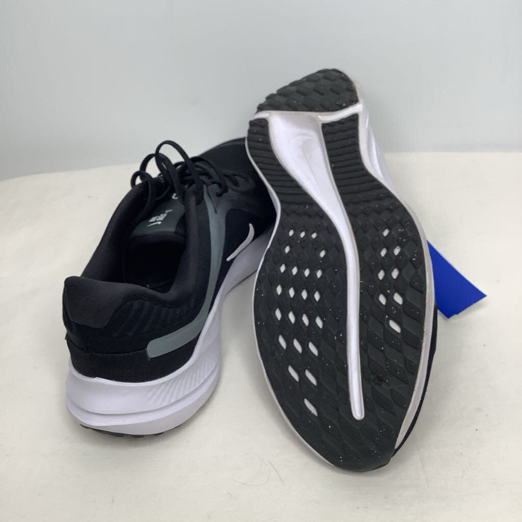 Nike Shoes 9.5 Black/white