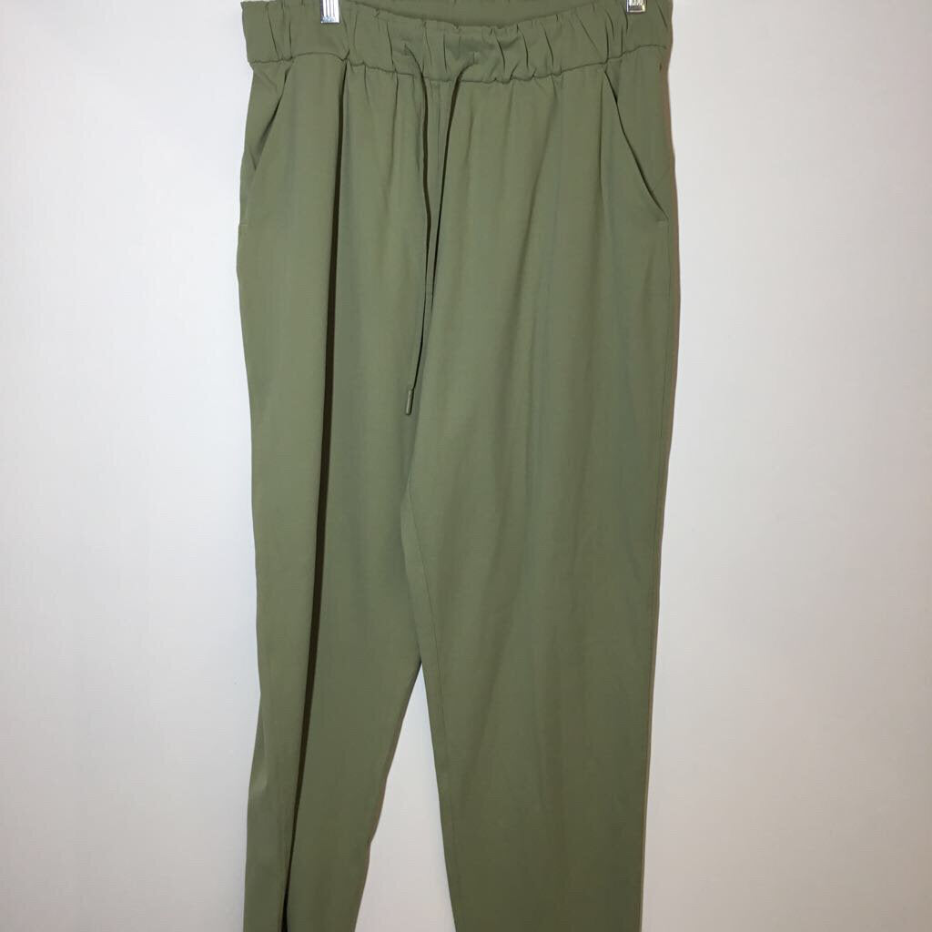 Lululemon Athletic Bottoms S Green