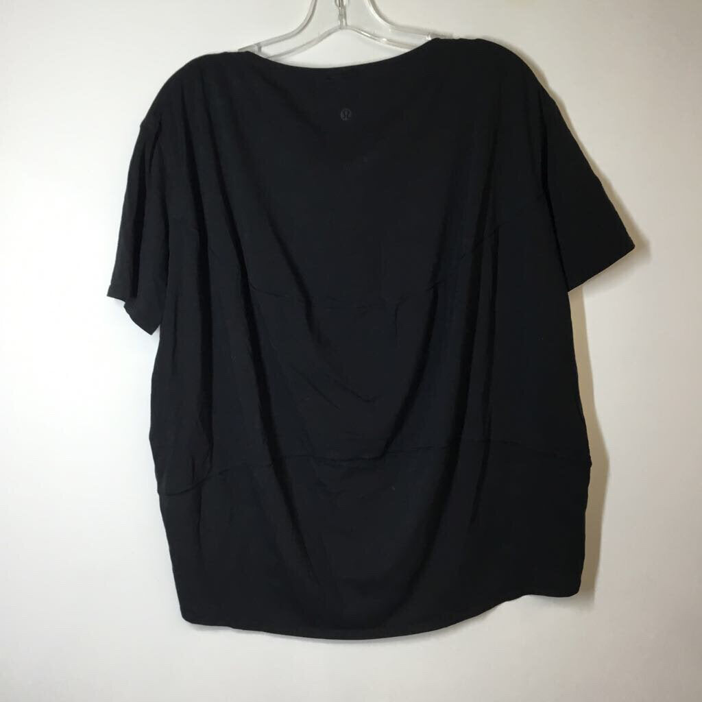 Lululemon Athletic Tops M Black