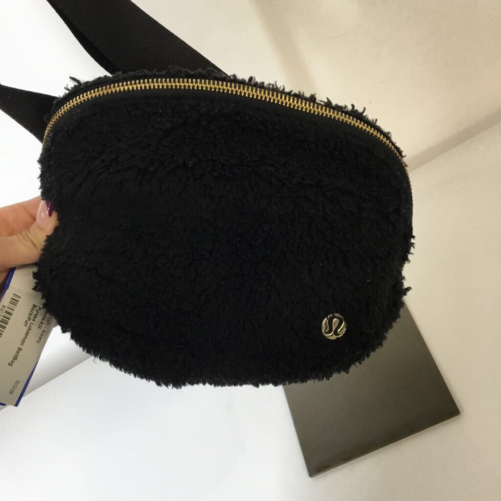 Lululemon Purses Black/Furr