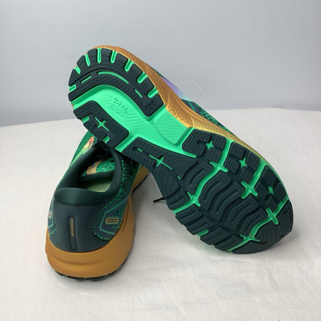 Brooks Shoes 10 Green
