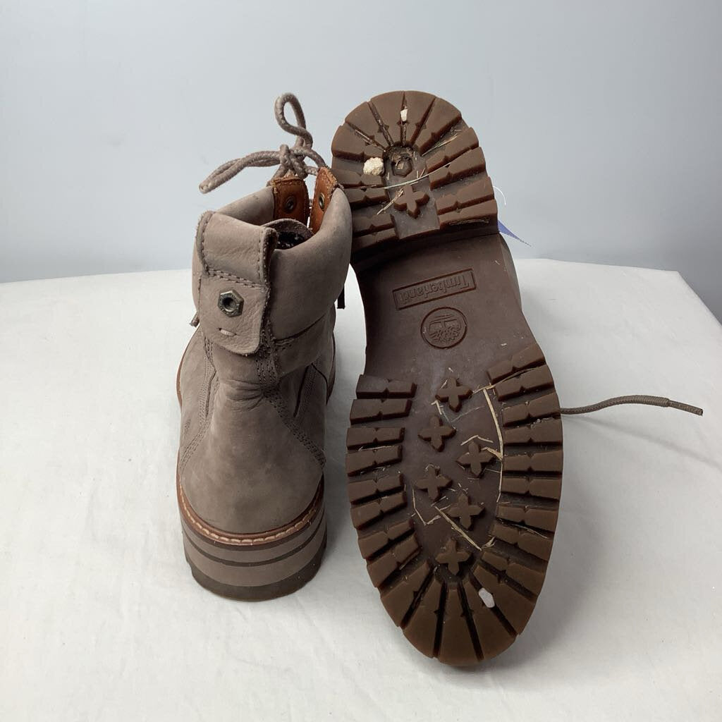 Timberland Boots 8.5 Tan