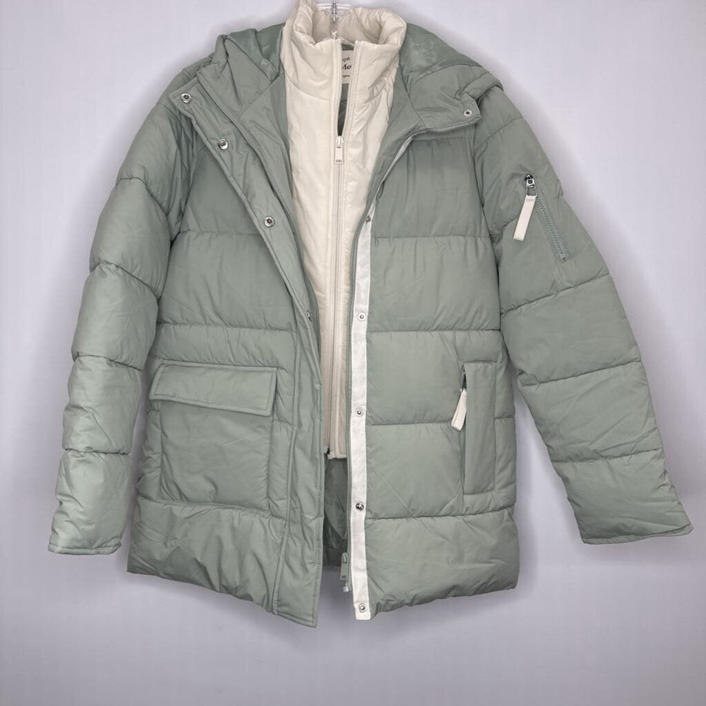 Outerwear M Sage Green